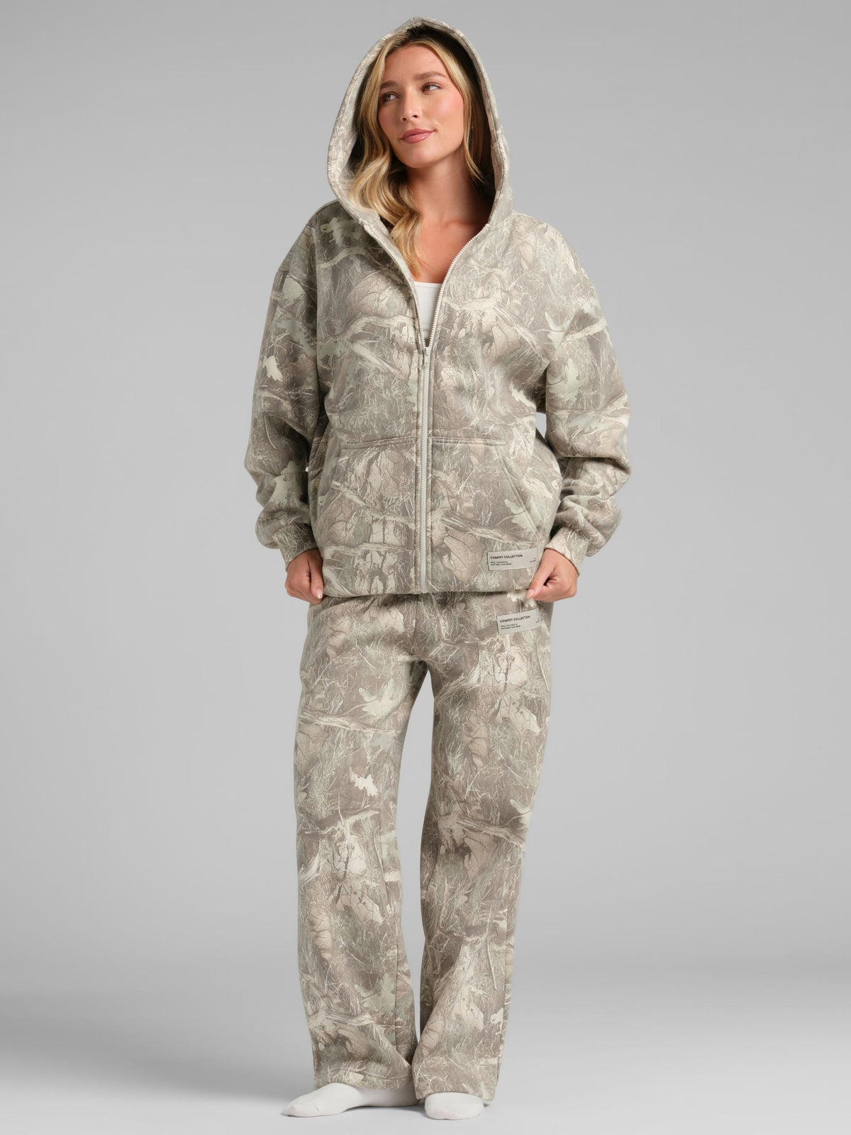 Camo Zip Hoodie – Mega