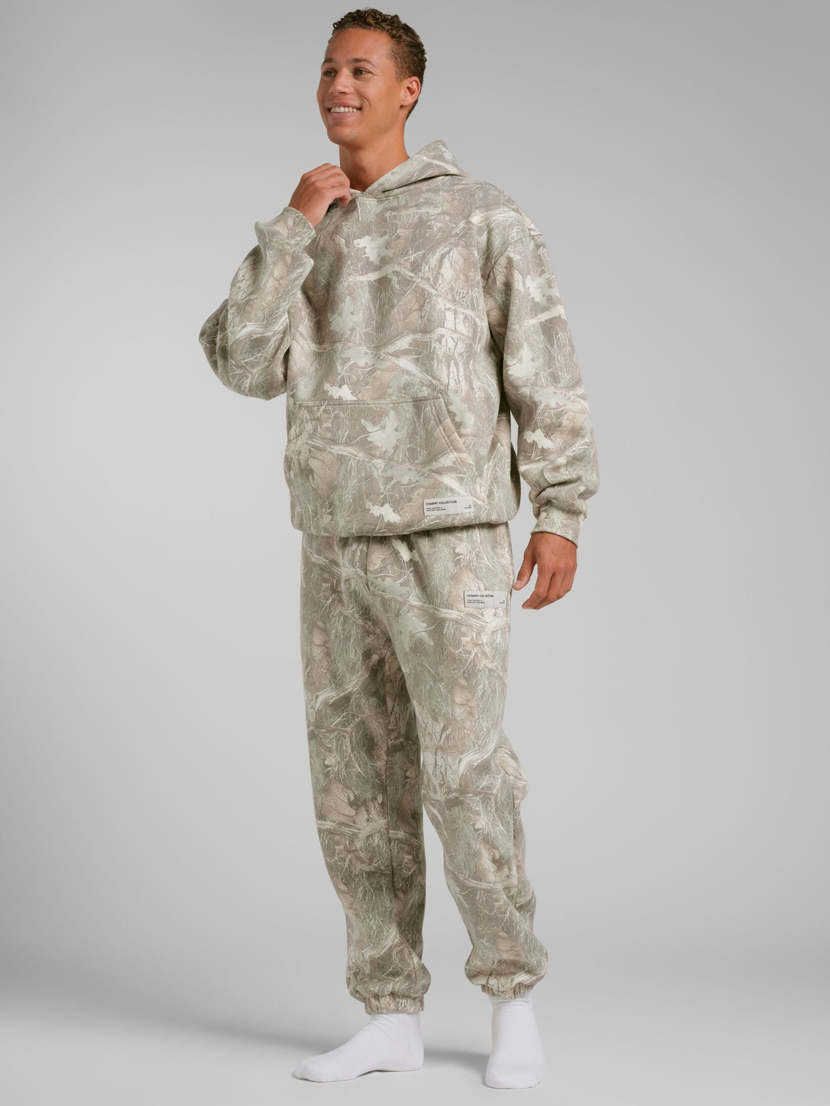 Camo Hoodie – Mega