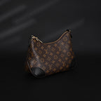 Louis Vuitton Monogram Canvas Pochette Shoulder Bag