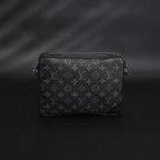 Louis Vuitton Discovery Pochette MM – Monogram Eclipse
